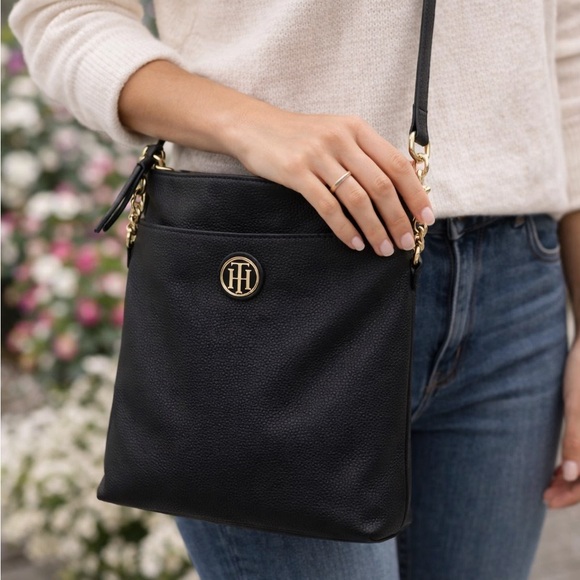 Tommy Hilfiger Cross Body - Picture 2 of 4